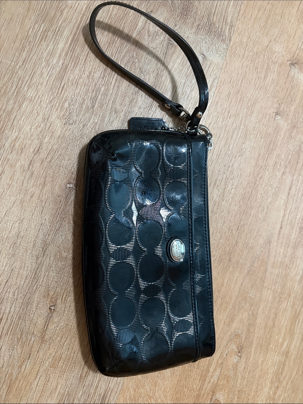 Coach Peyton Signature C Embossed Patent Leather Wristlet 52078 Black